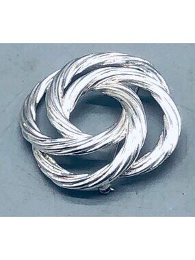 brooch pin costume jewelry silver color floral shape 1.5" READ